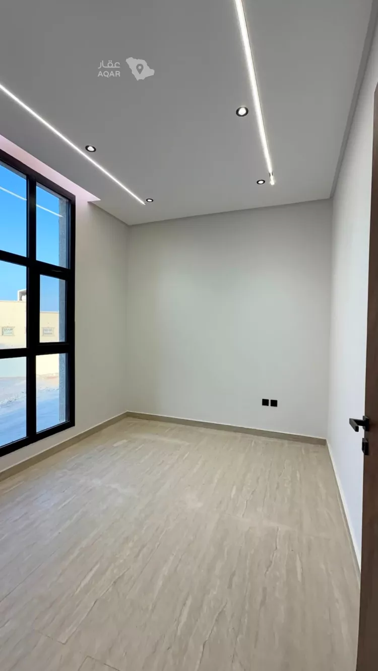 Villa for Sale in Riyadh Al Mahdiyah 12