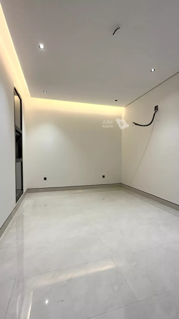 Villa for Sale in Riyadh Al Mahdiyah 12