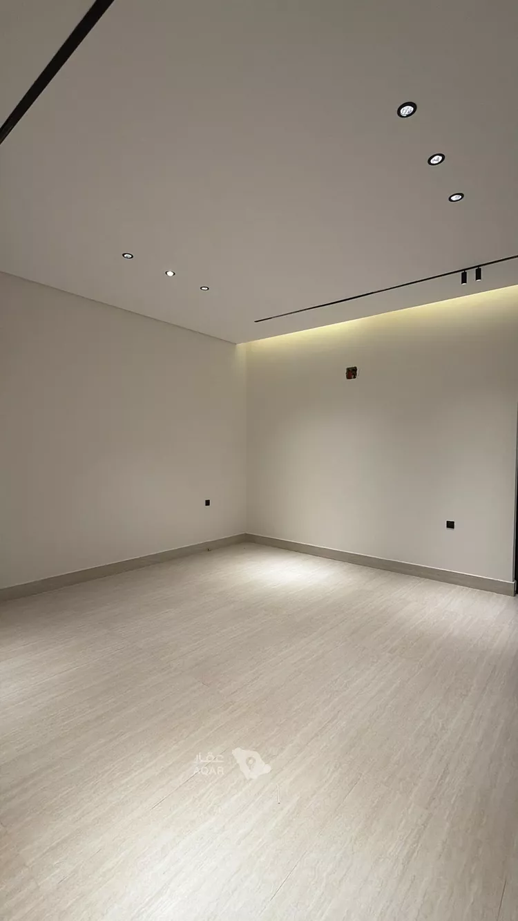 Villa for Sale in Riyadh Al Mahdiyah 14