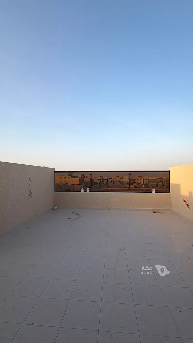 فيلا للبيع في شارع عبداللطيف بن المبارك, حي المهدية, مدينة الرياض, منطقة الرياض 8