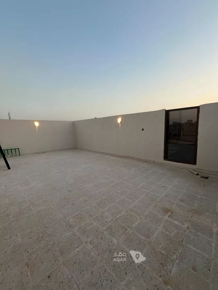 Villa for Sale in Riyadh Al Mahdiyah 18