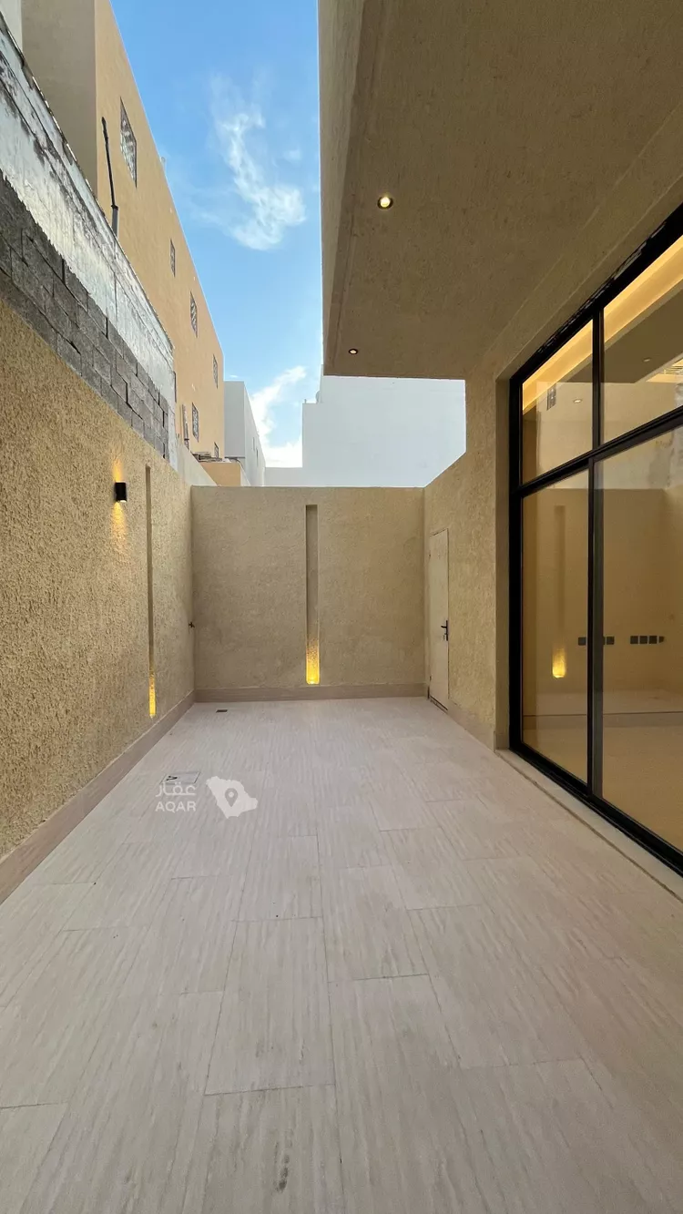 Villa for Sale in Riyadh Al Mahdiyah 4