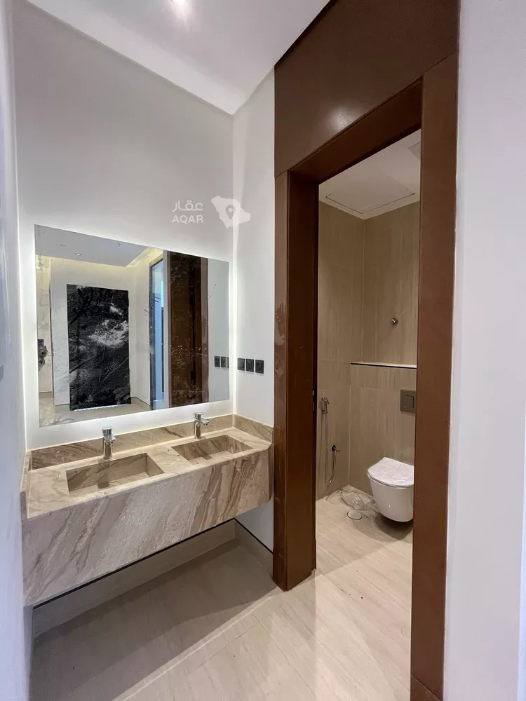 Villa for Sale in Riyadh Al Mahdiyah 9