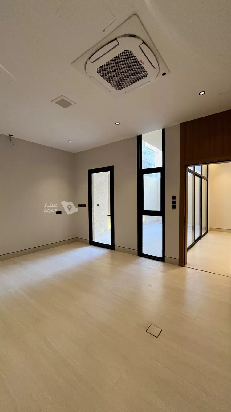 Villa for Sale in Riyadh Al Mahdiyah 12