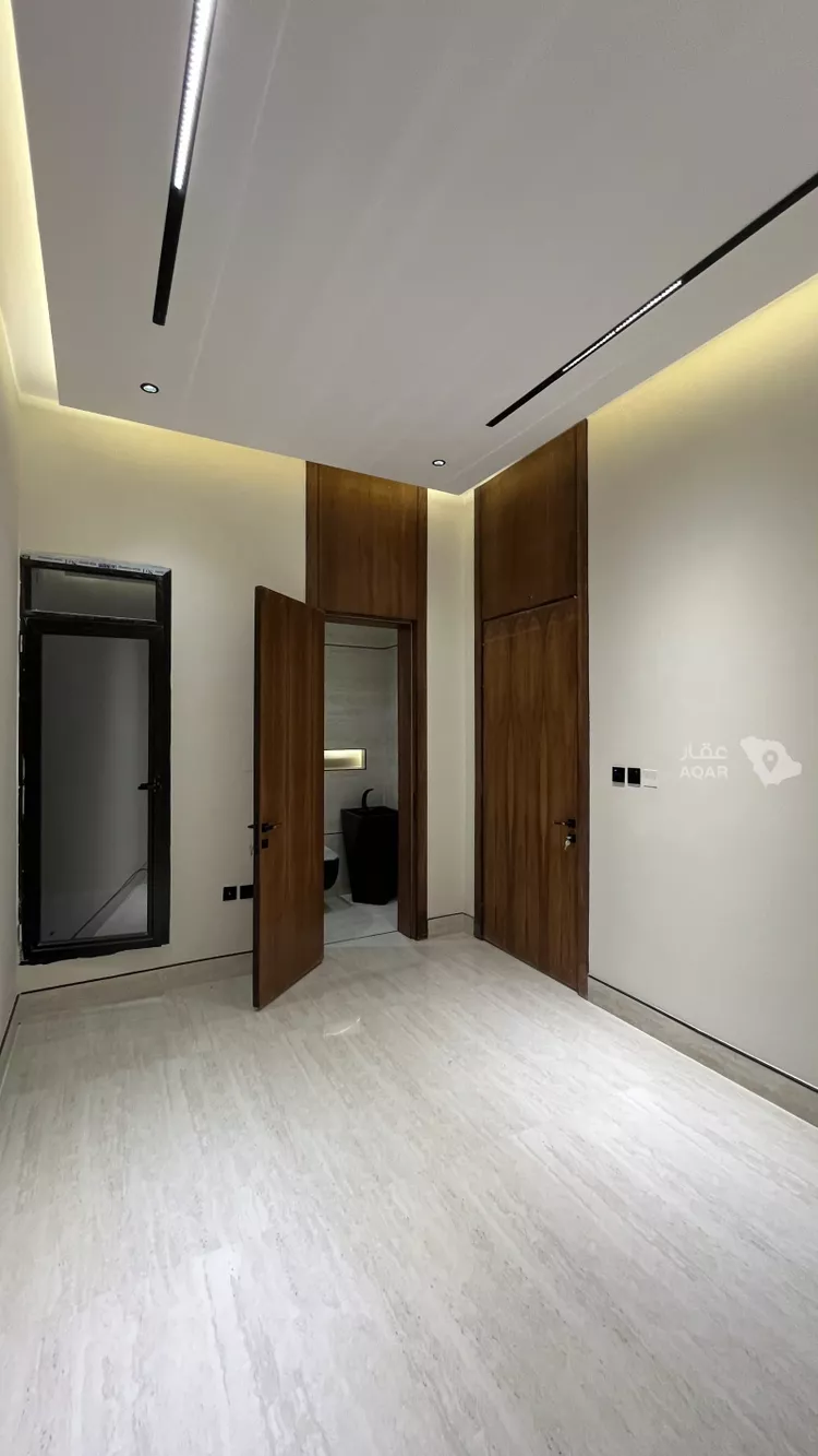 Villa for Sale in Riyadh Al Mahdiyah 21