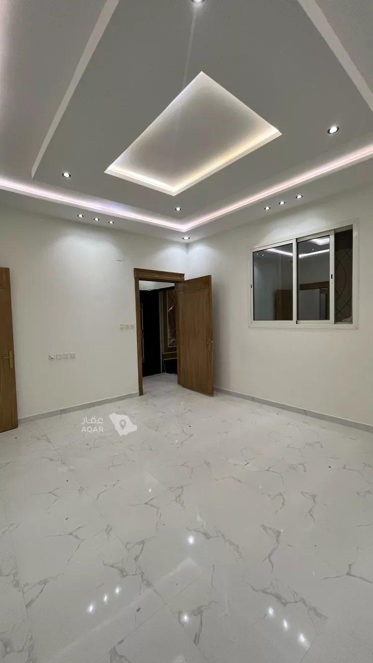 فيلا للبيع في شارع علي بن يوسف الغساني, حي المهدية, مدينة الرياض, منطقة الرياض 8