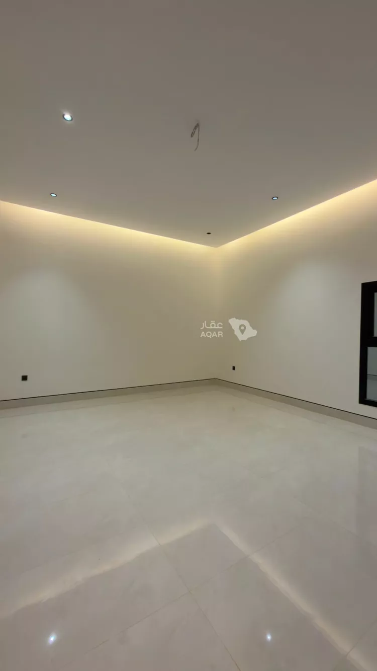 Villa for Sale in Riyadh Al Mahdiyah 16