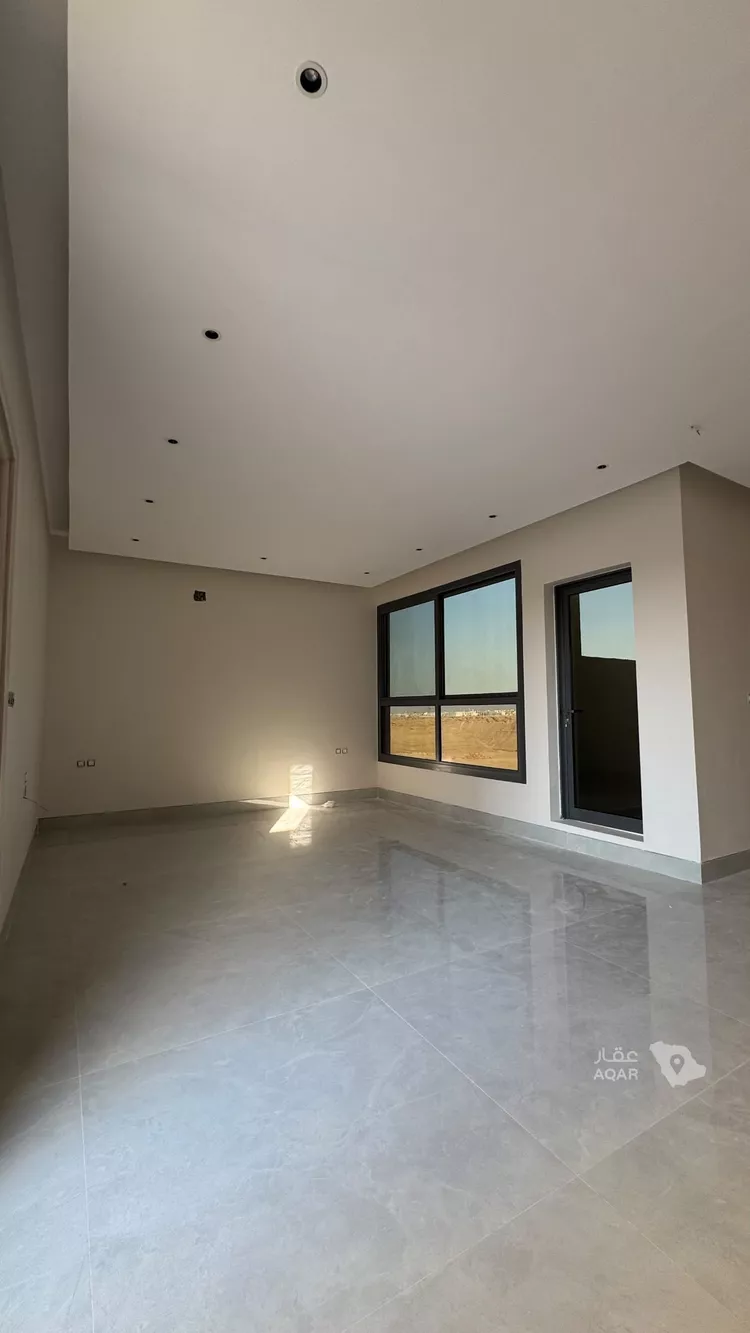 فيلا للبيع في شارع ابي الشيخ الاصبهاني, حي المهدية, مدينة الرياض, منطقة الرياض 6