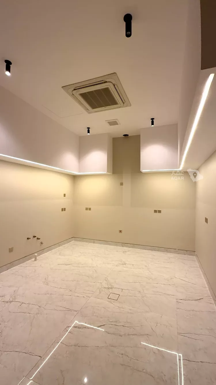 Villa for Sale in Riyadh Al Mahdiyah 13