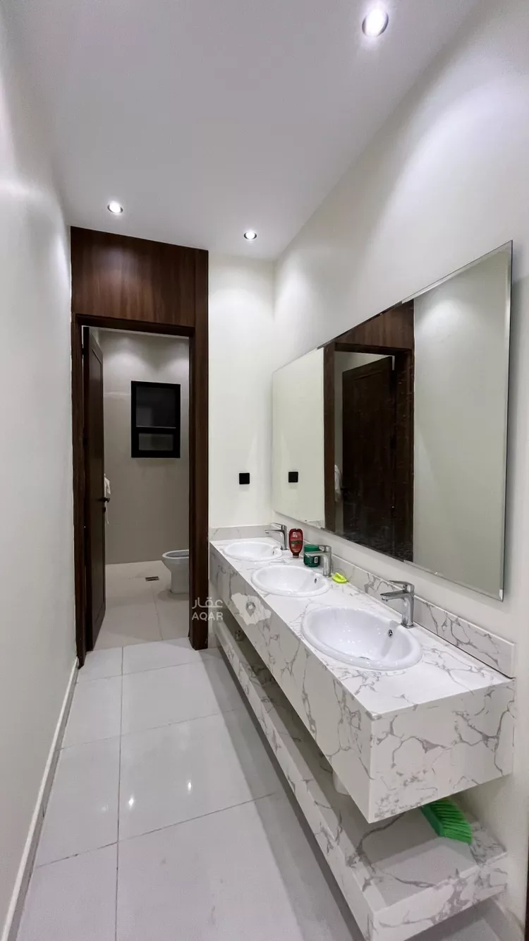 Villa for Sale in Riyadh Dhahrat Laban 18