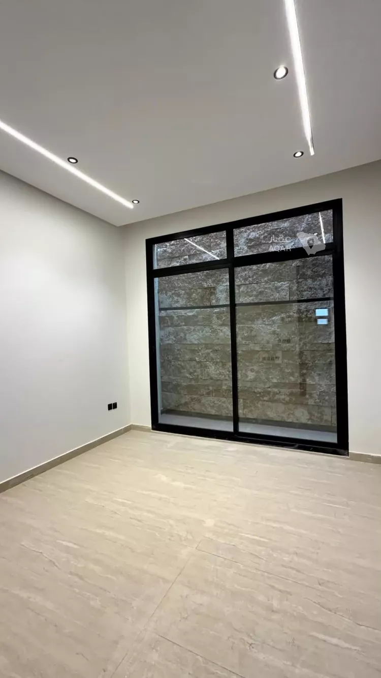 فيلا للبيع في شارع عبداللطيف بن المبارك, حي المهدية, مدينة الرياض, منطقة الرياض 9