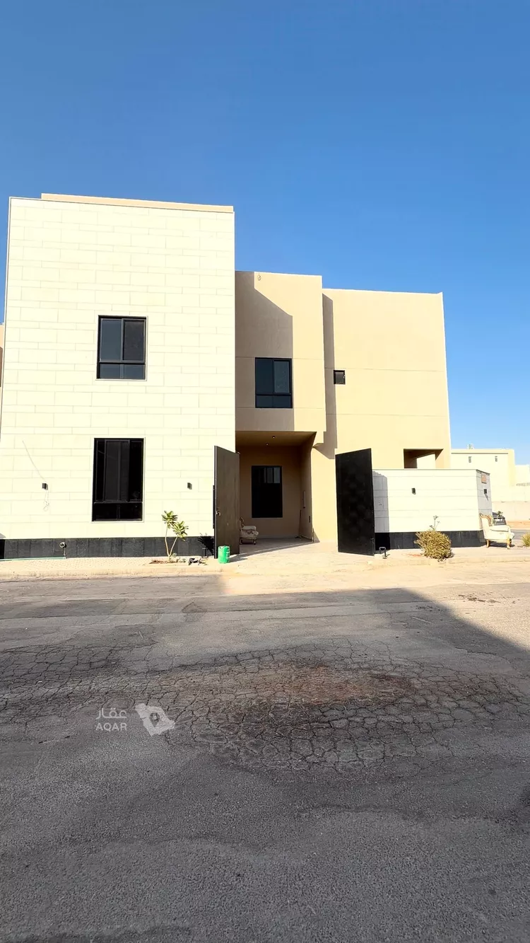 Villa for Sale in Riyadh Al Mahdiyah