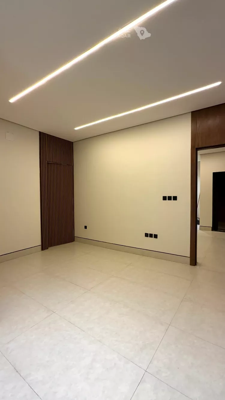 Villa for Sale in Riyadh Al Mahdiyah 9