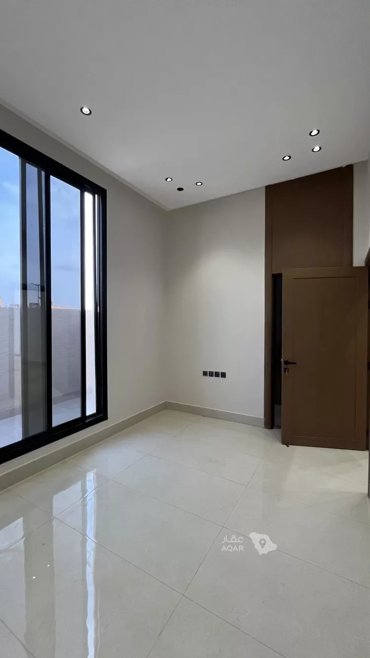 Villa for Sale in Riyadh Al Mahdiyah صورة 4