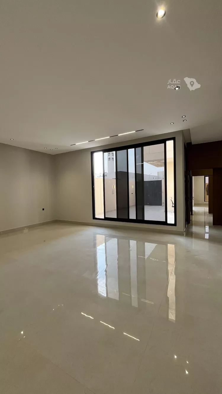 Villa for Sale in Riyadh Al Mahdiyah 8