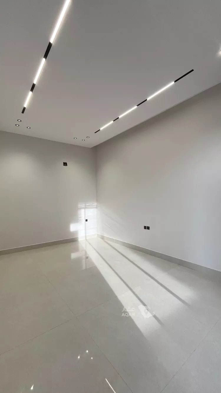 Villa for Sale in Riyadh Al Mahdiyah صورة 5