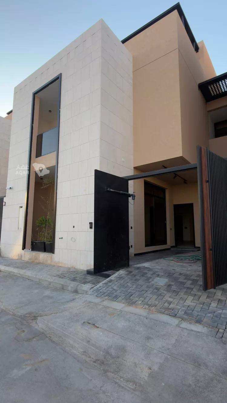 Villa for Sale in Riyadh Al Mahdiyah