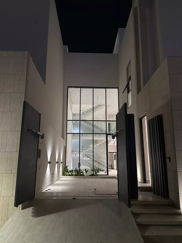 فيلا للبيع في شارع ابن سعيد المقرئ, حي العارض, مدينة الرياض, منطقة الرياض 3