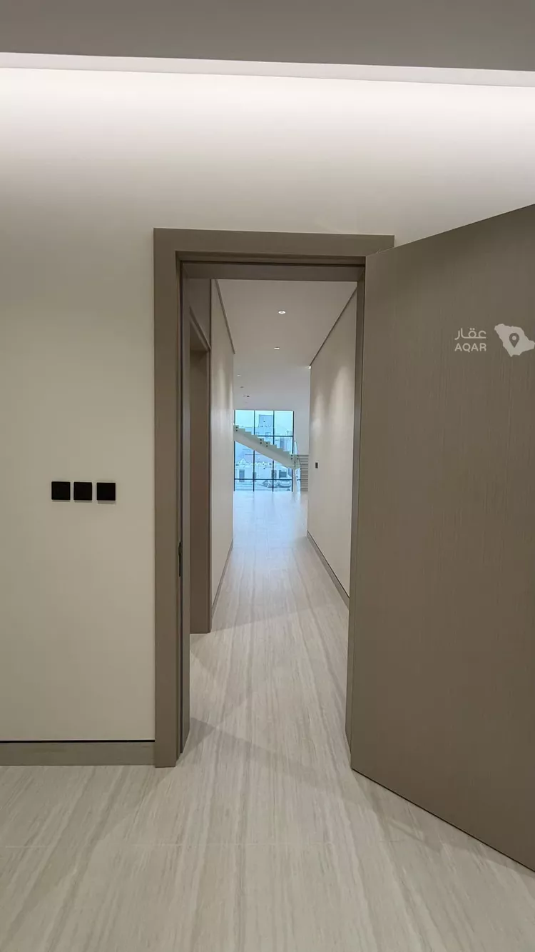 Villa for Sale in Riyadh Al Arid 7