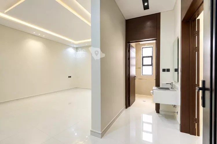 دور للبيع في شارع الشريشي, حي عكاظ, مدينة الرياض, منطقة الرياض 5