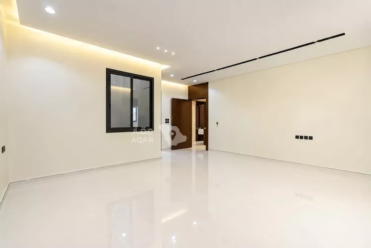 Floor for Sale in Riyadh Okaz صورة 4