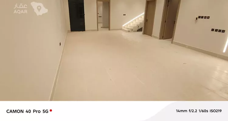 فيلا للبيع في شارع الضياء, حي الجنادرية, مدينة الرياض, منطقة الرياض