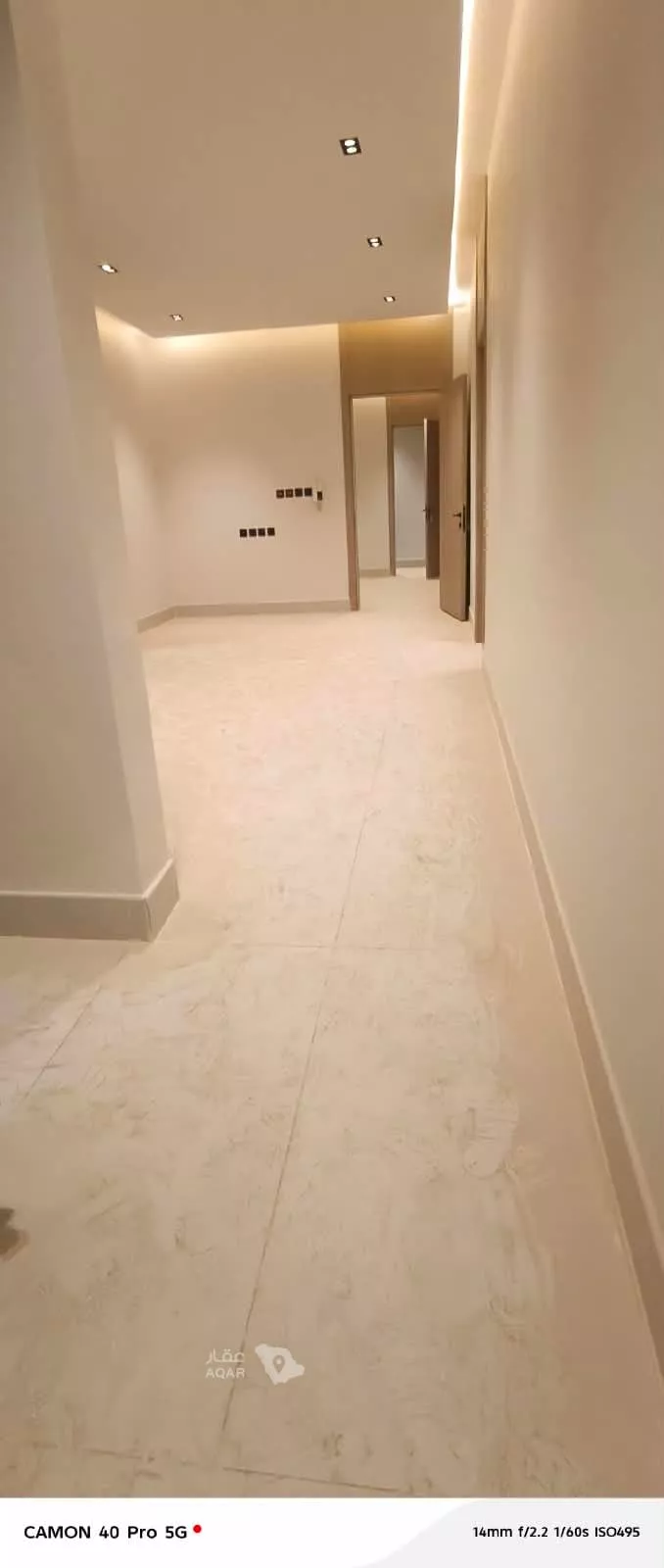 دور للبيع في شارع الضياء, حي الجنادرية, مدينة الرياض, منطقة الرياض 6