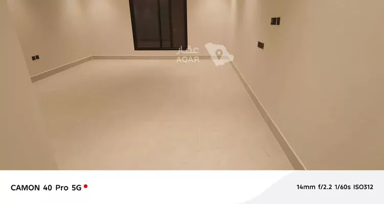 فيلا للبيع في شارع الضياء, حي الجنادرية, مدينة الرياض, منطقة الرياض 2