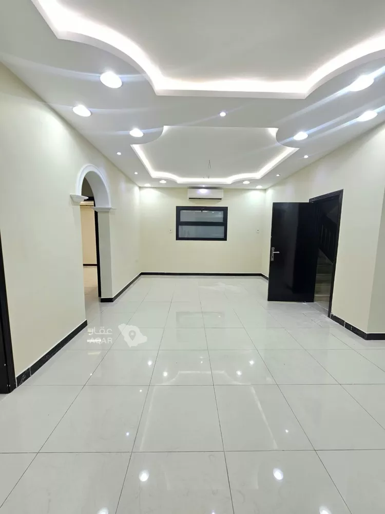 شقة للإيجار في شارع علي الزاهد, حي العقيق, مدينة الرياض, منطقة الرياض 5
