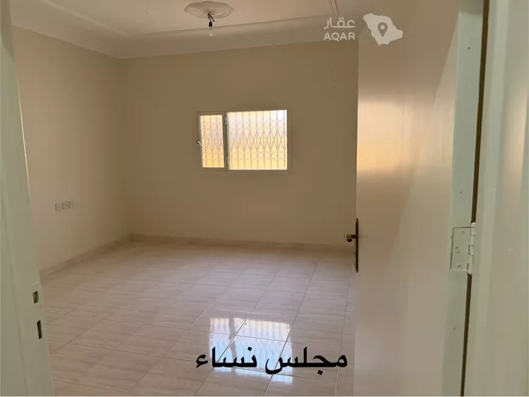 فيلا للإيجار في شارع الطويل, حي الخالدية, مدينة الدرعية, منطقة الرياض 6