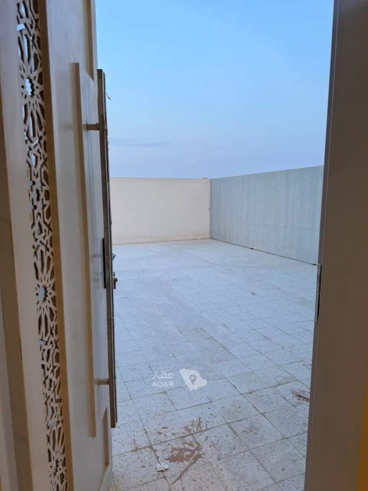 شقة للإيجار في شارع سويد بن النعمان, حي العزيزية, مدينة الرياض, منطقة الرياض 9