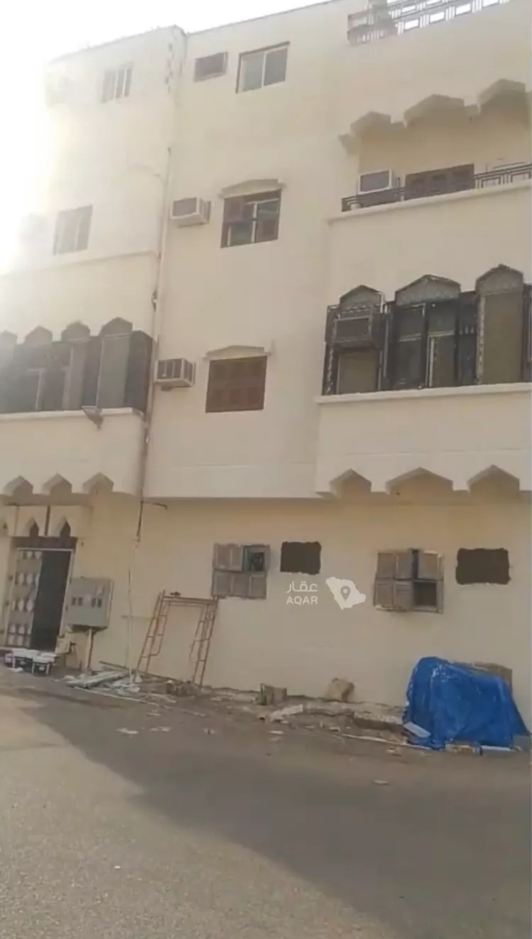 عمارة للبيع في شارع الحارث بن البرصاء, حي العنابس, مدينة المدينة المنورة, منطقة المدينة المنورة صورة 2