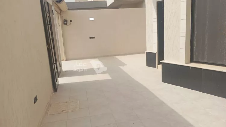 Floor for Sale in Riyadh Badr 2
