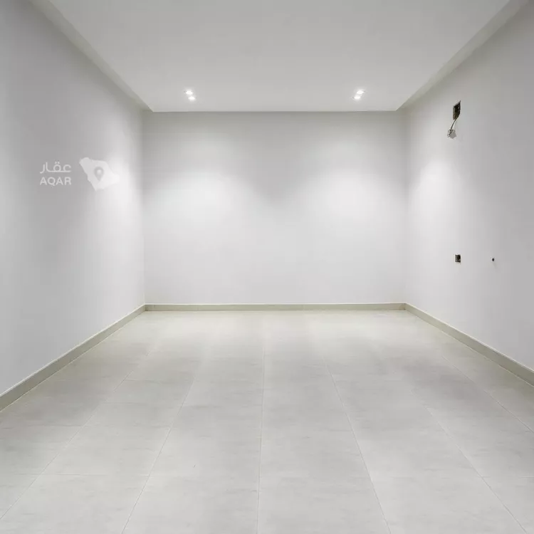 Floor for Sale in Riyadh Badr 3