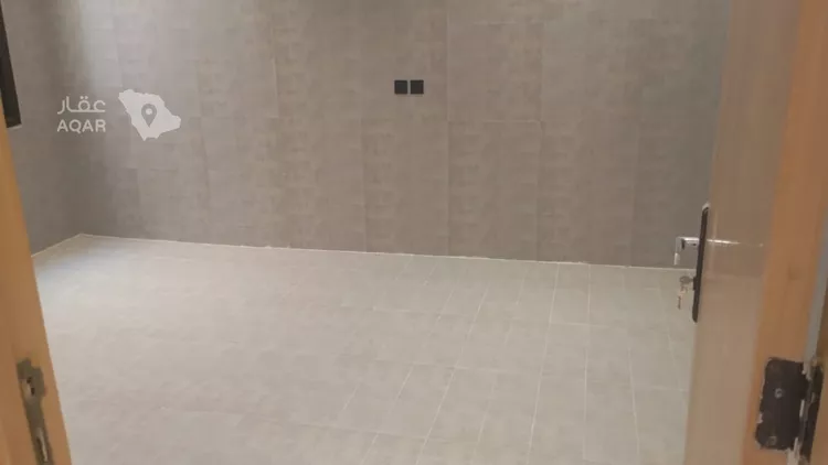 Floor for Sale in Riyadh Badr 7