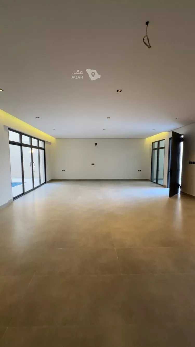 Villa for Sale in Riyadh Al Mahdiyah 6