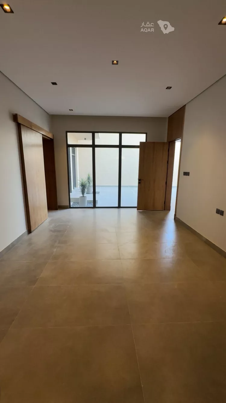 Villa for Sale in Riyadh Al Mahdiyah 3