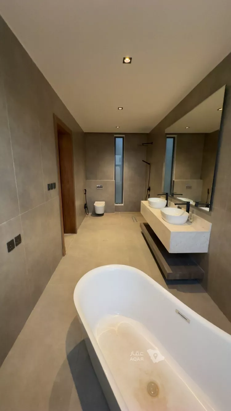 Villa for Sale in Riyadh Al Mahdiyah 15