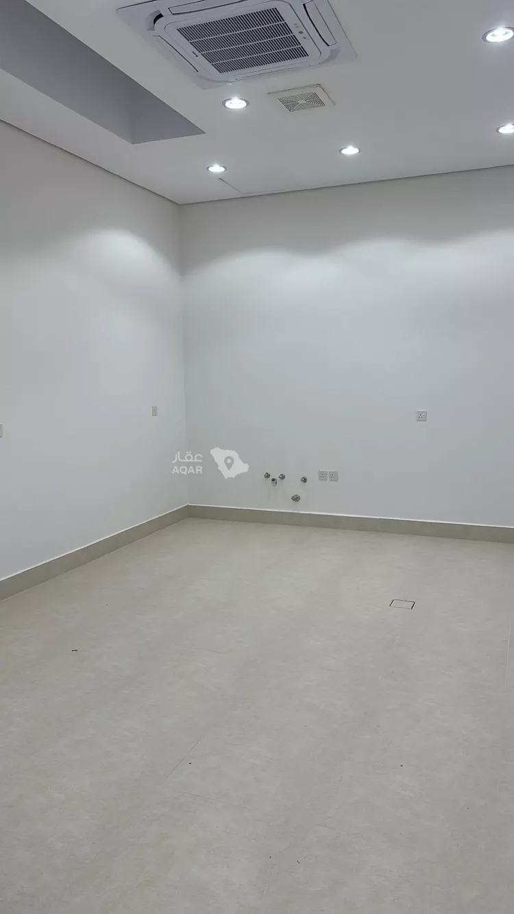 فيلا للبيع في شارع أبي عيسي الترمذي, حي المهدية, مدينة الرياض, منطقة الرياض 8