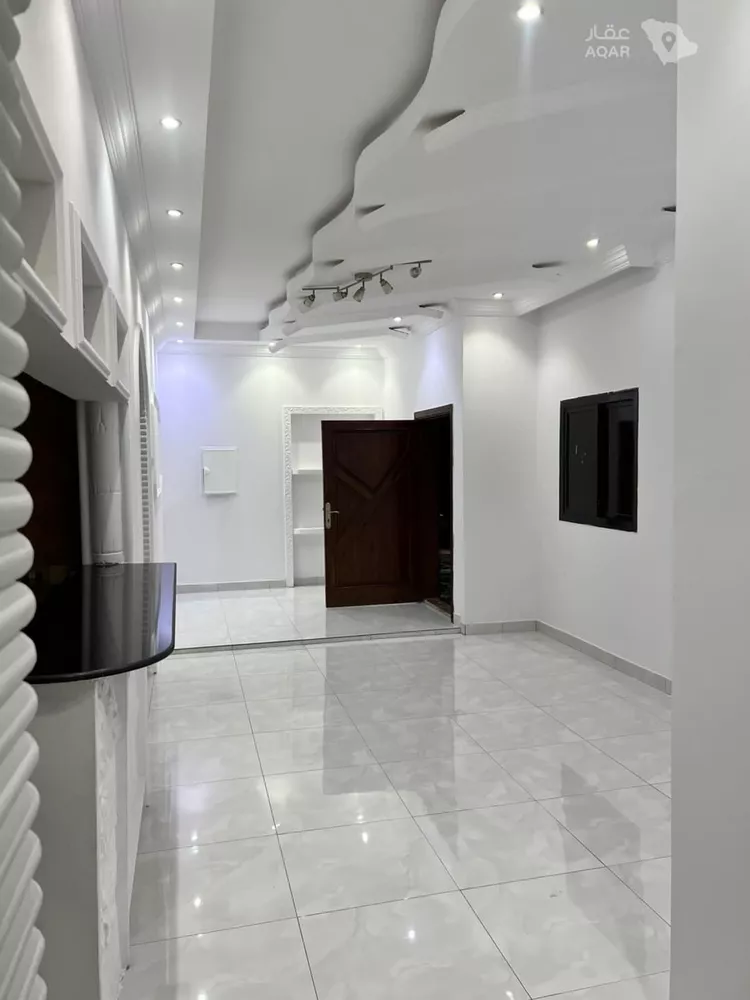 شقة للإيجار في شارع داود بن علي بن عبد الله بن العباس, حي أبحر الشمالية, مدينة جدة, منطقة مكة المكرمة 12