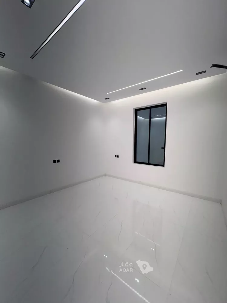 Villa for Sale in Al Jumum Al Ghozaait 12
