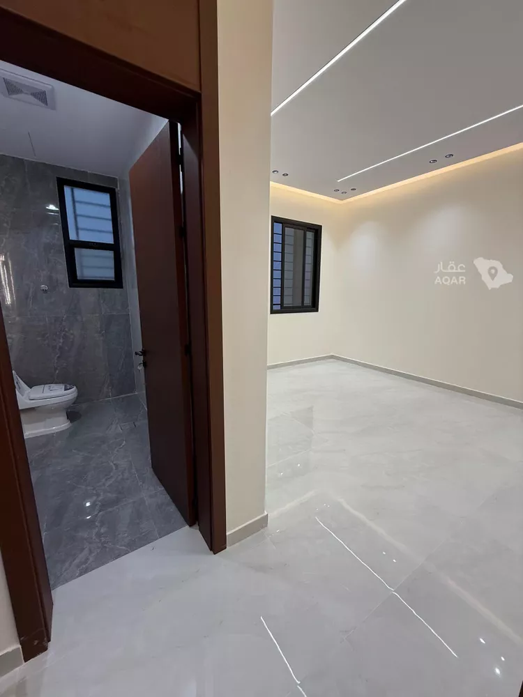 Villa for Sale in Riyadh Al Janadriyah 24