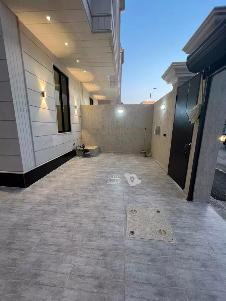 Villa for Sale in Al Jumum Al Ghozaait 9