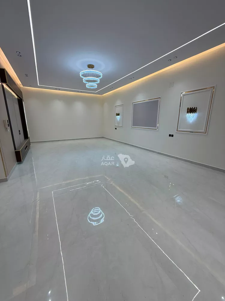 Villa for Sale in Riyadh Al Janadriyah 14