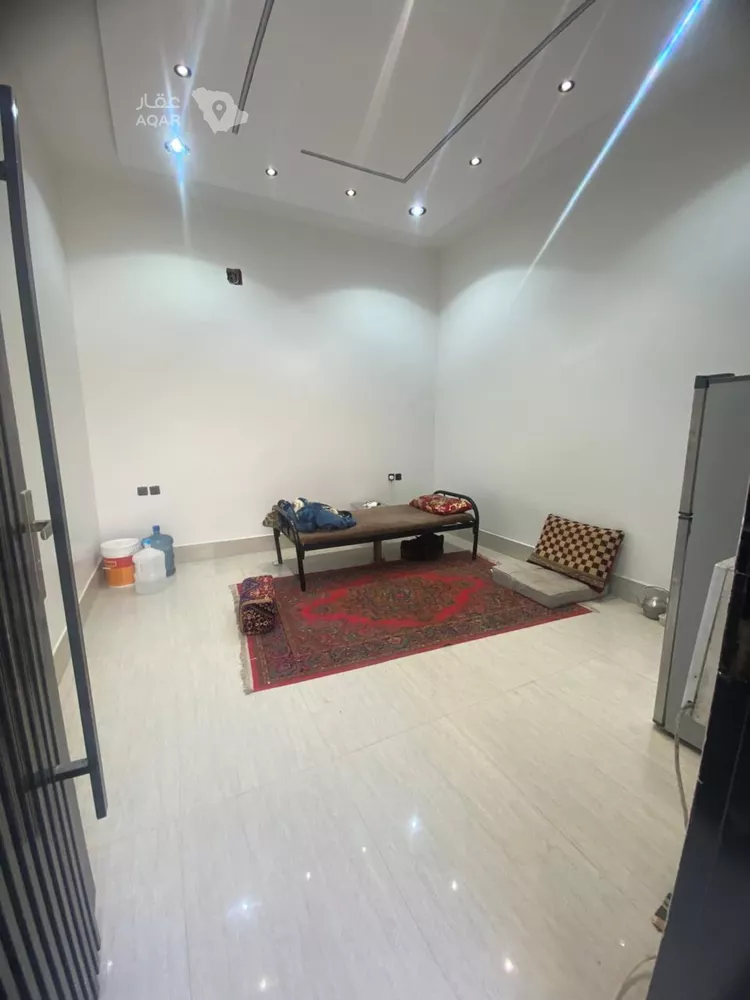 دور للبيع في شارع حاجب بن بريدة, حي المعيزيلة, مدينة الرياض, منطقة الرياض 4