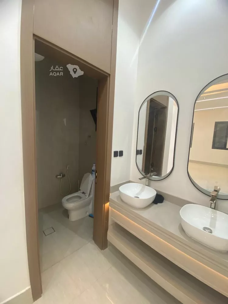 دور للبيع في شارع حاجب بن بريدة, حي المعيزيلة, مدينة الرياض, منطقة الرياض 15