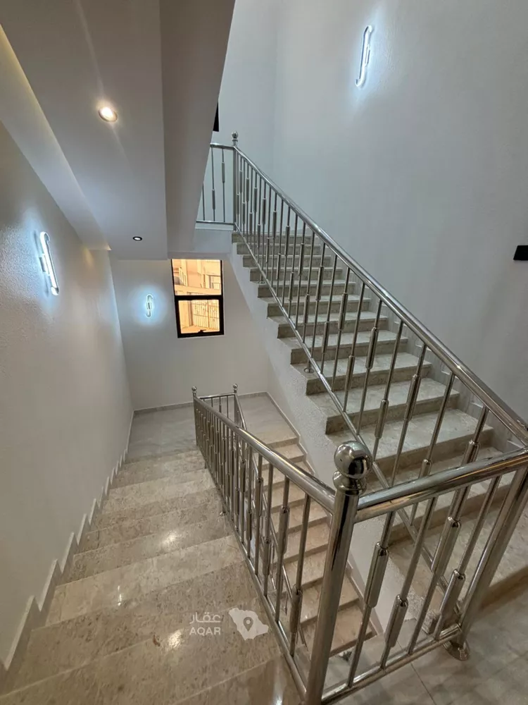 Apartment for Sale in Khamis Mushait Al Wahah 3