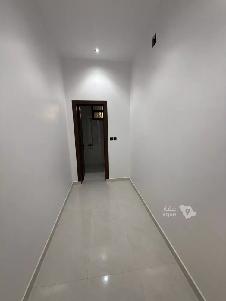 دور للبيع في شارع الربيع العامري, حي النهضة, مدينة الرياض, منطقة الرياض 9
