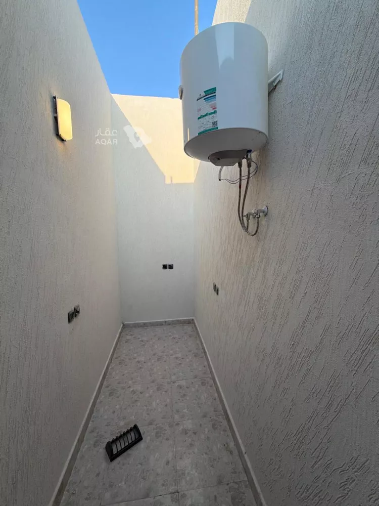 شقة للبيع في شارع إسماعيل النابلسي, حي المعيزيلة, مدينة الرياض, منطقة الرياض صورة 4