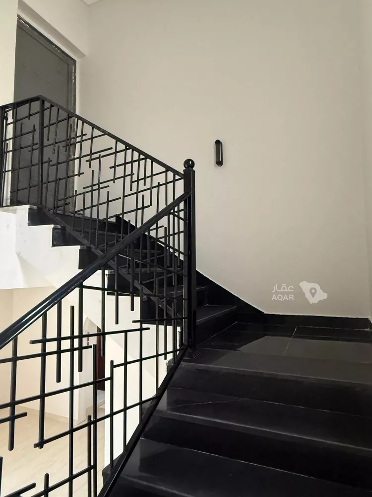 Villa for Sale in Muhayil Al Basrah 11